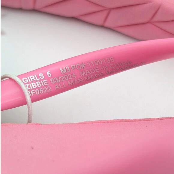 DV Dolce Vita Big Kid Girls Zibbie Flip Flop Thong Sandals Pink Size US5 EU36 - Picture 7 of 11